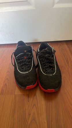Nike LeBron 20 (XX) "Trinity" Black/Red – Excellent Condition – Size 8 Men’s
