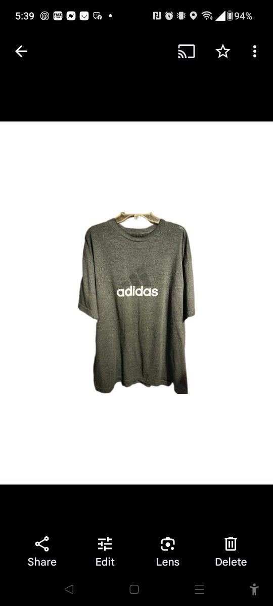  Men's Adidas T-shirt. XL