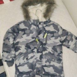 New Toddler Boys Cat And Jack  Faux Fur Hooded Coat Jacket Shirt 3T Chamara Saco  De Nino Nueva Tamanio 3