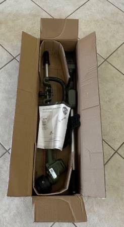 New FULL BOAR 40 volt 16in Straight Shaft Battery String Trimmer 2Ah