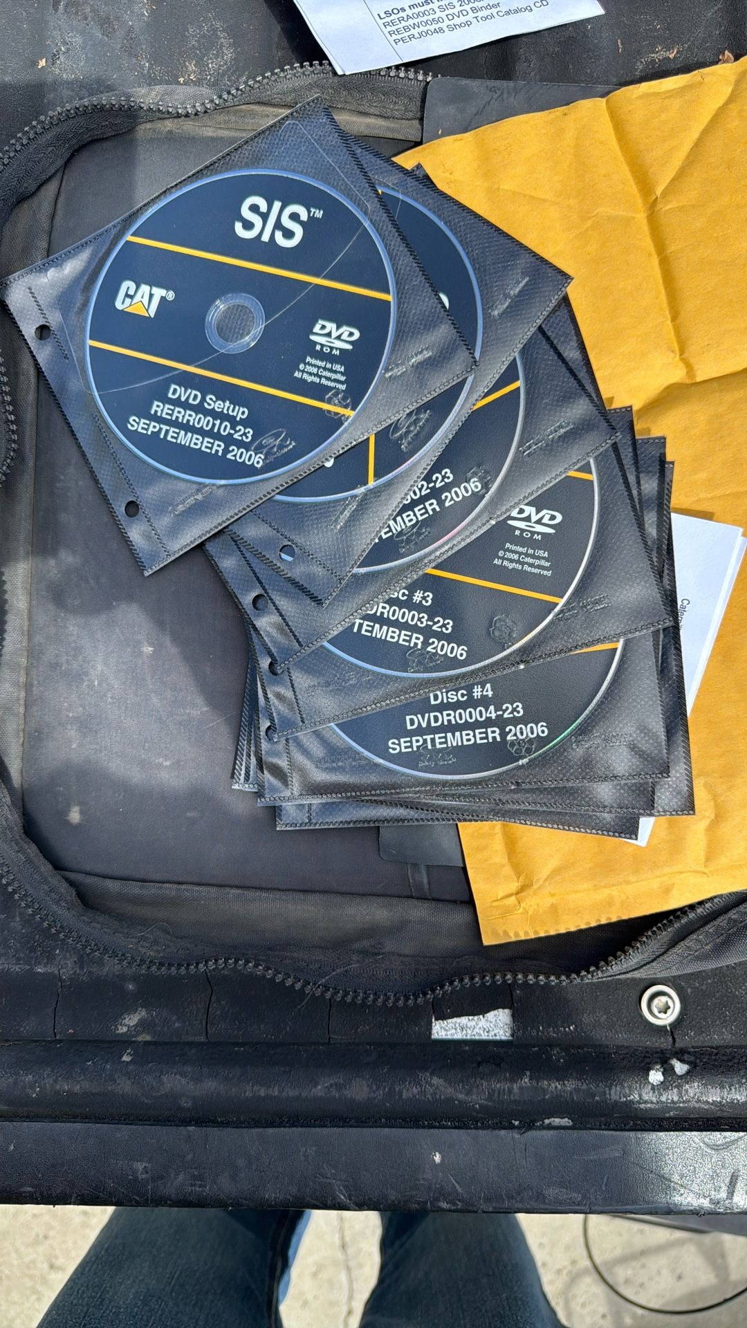 Caterpillar SIS Disc Set Parts Data And Service Data