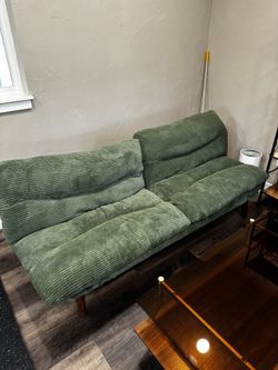 Loveseat / Futon / Couch