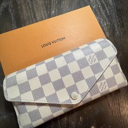 Used Louis Vuitton josephine wallet - LEATHER