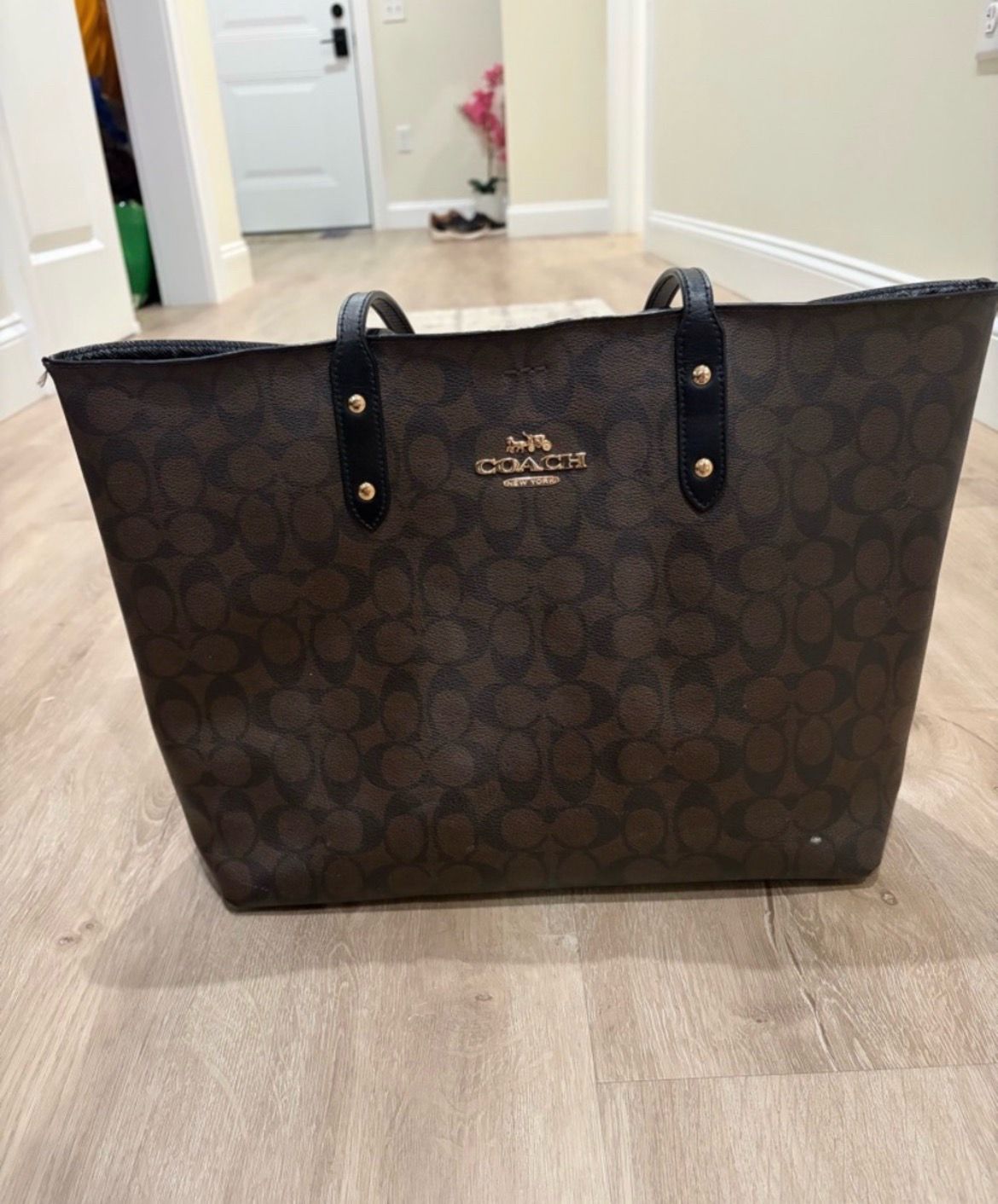 Coach tote