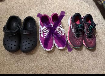 Women’s Shoes - Size 6 To 7