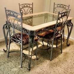 Juego De Comedor 4 Sillas Y 2 Bar Stools RECOGER EN CAROLINA