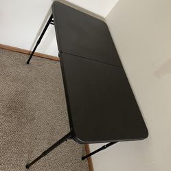 Folding Table
