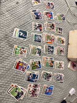 VINTAGE NFL FOOTBALL CARDS