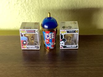 Funko Bitty POP Gold CHASE Dead Pool + Mickey Mouse Golden Figs. (VALENCIA) $60