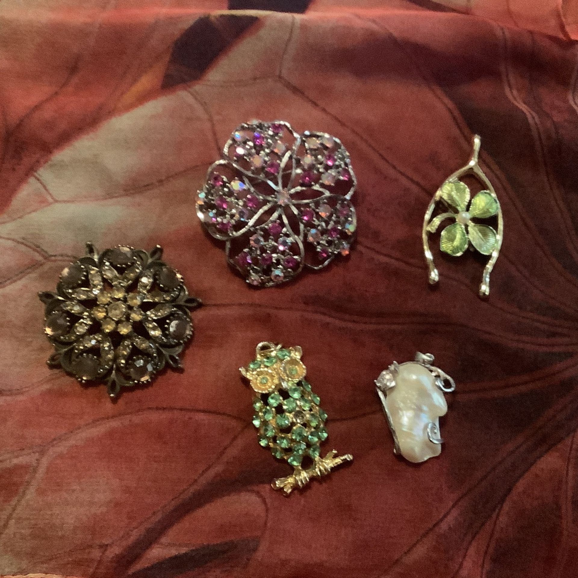 Jewelry Antique Brooch