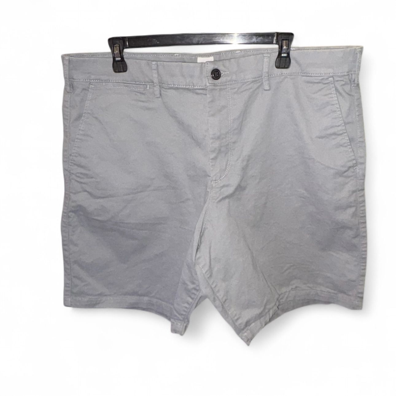 GAP Essential Khaki 9” Shorts
