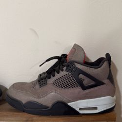 Air Jordan 4’s 