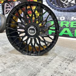 24” Wheels Gloss Black 6x139.7 With Floating Caps