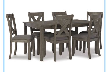 Dinning table with chairs