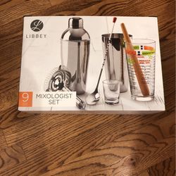 Libbey 9-Piece Mixologist Set (New)