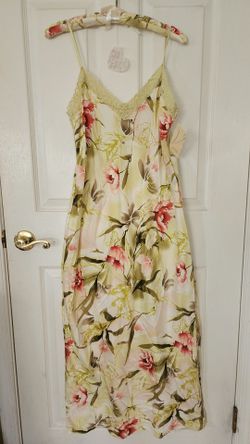 Two-piece Set Of Sleeping Wear / Dress