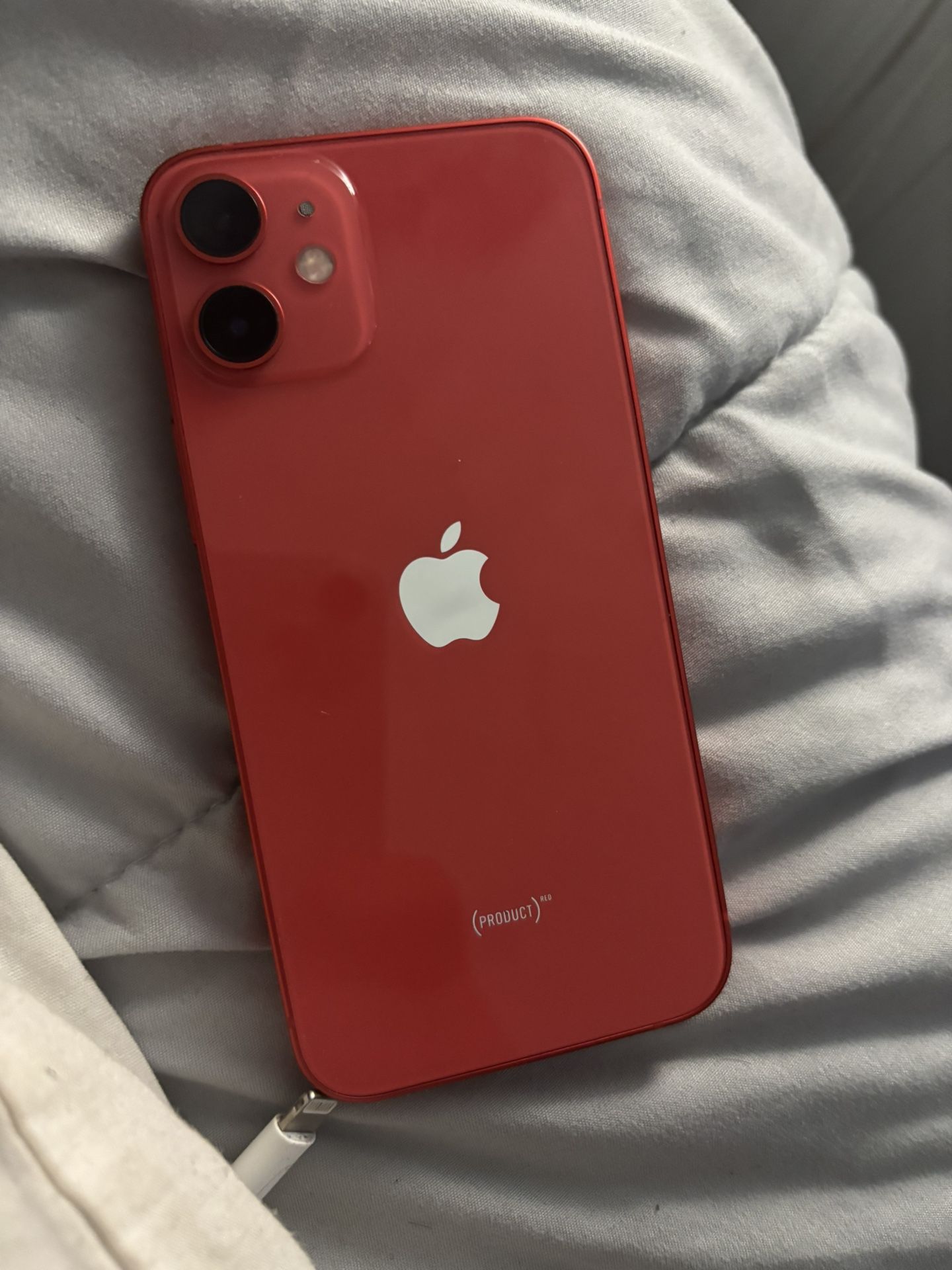 iPhone 12 Mini. 92% Battery