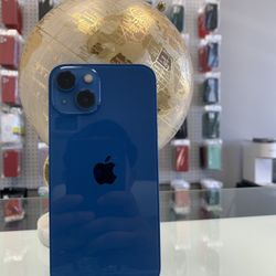 💙📱 iPhone 13 512 GB ATT BH85% 🔋 Case And Headphones For Free 💎📱