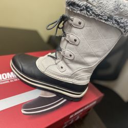 Khombu Boots