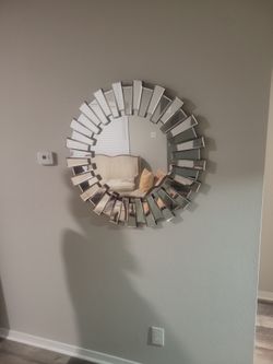 34" Mirror 🪞 ✨️ 