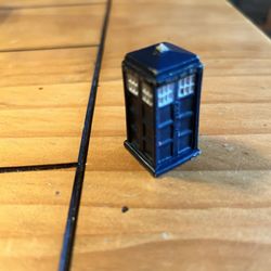 1963 BBC 1 & 5/8th’s Inch Doctor Who Tardis Toy (See details)