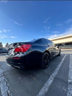 2012 BMW 750i  Black