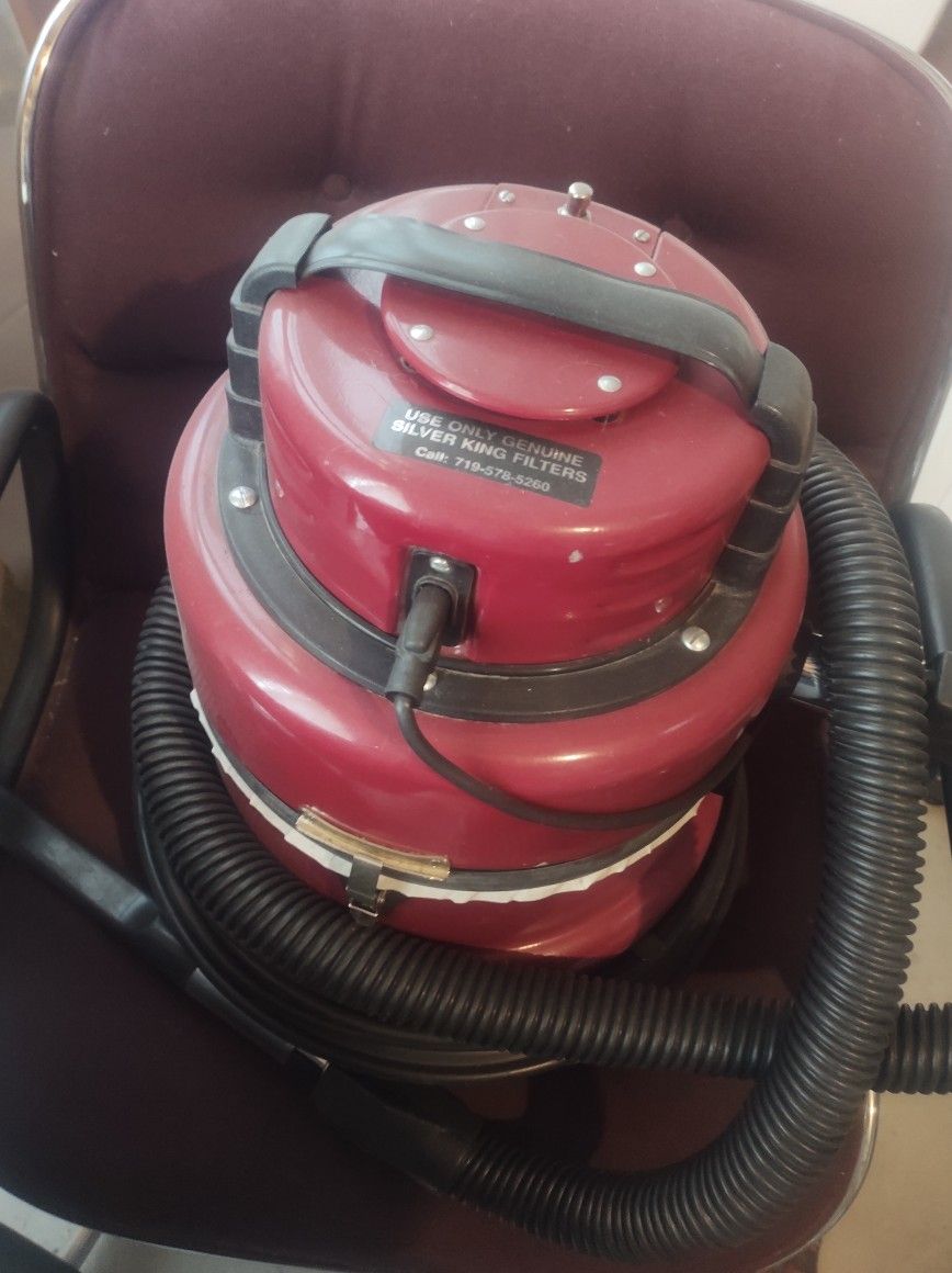 Silver King Vacuum Cleaner