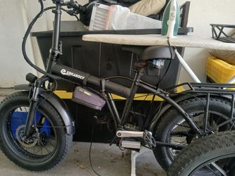 Ebkrarocy ebike for parts good battery just need controller just went out.
