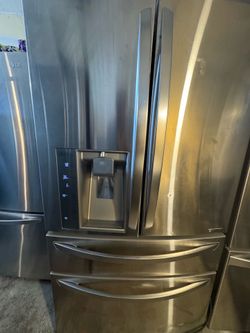LG FRENCH DOOR REFRIGERATOR