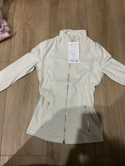 lululemon Women’s Fitted Zip-Up Jacket Size 4