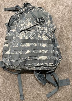 Genuine Military Issue MOLLE II 3 Day Pack Medium Rucksack Backpack with Frame