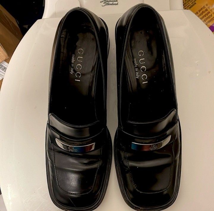 Vintage Gucci Black Leather Block Heeled Square Toe Loafers (Sz 37 EU / 6.5 US)