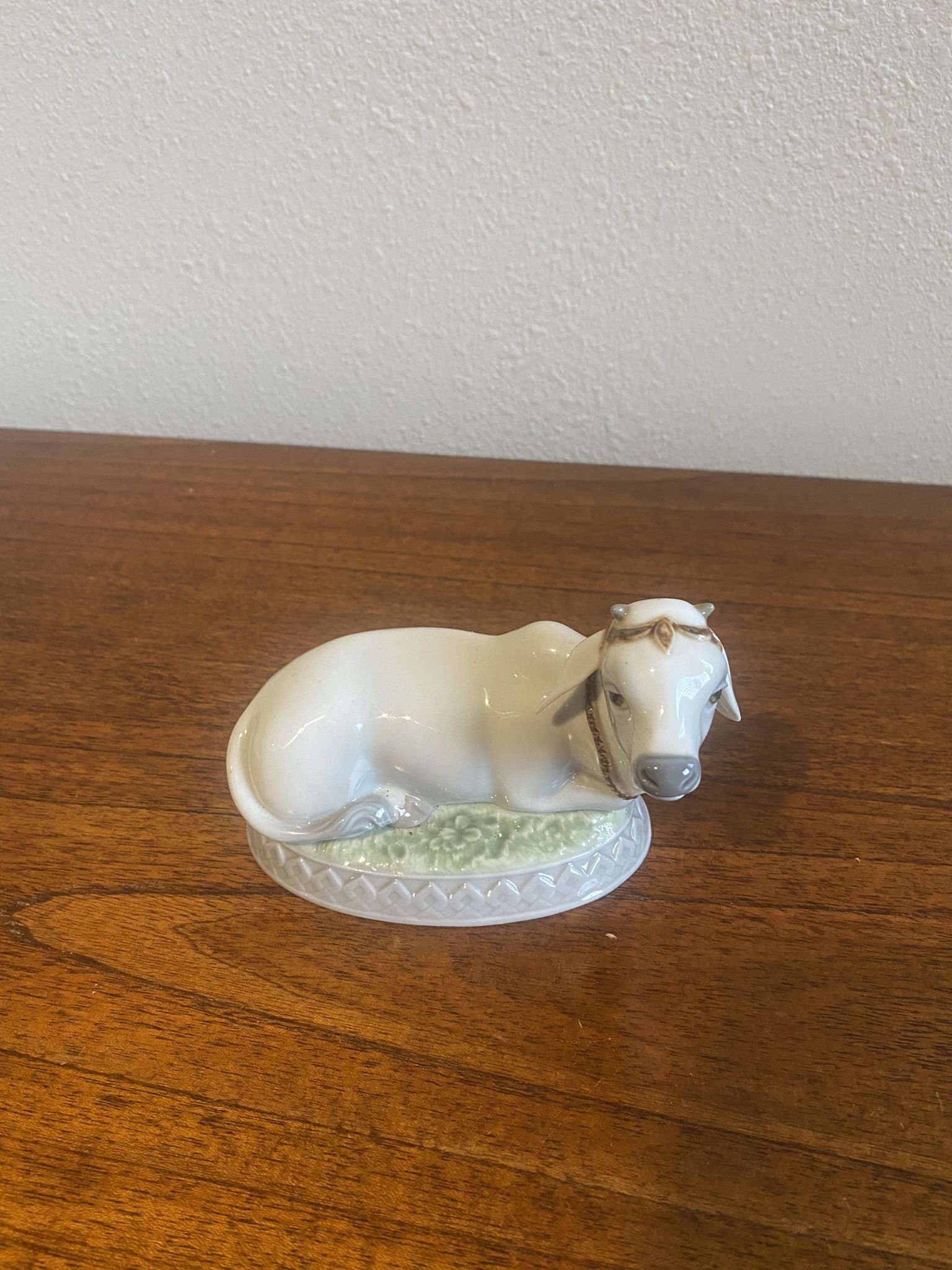 Lladro Figurine - Sacred Cow 