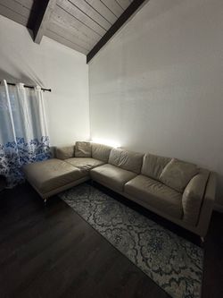Minuano Genuine Leather Sectional Sofa w/ Chaise