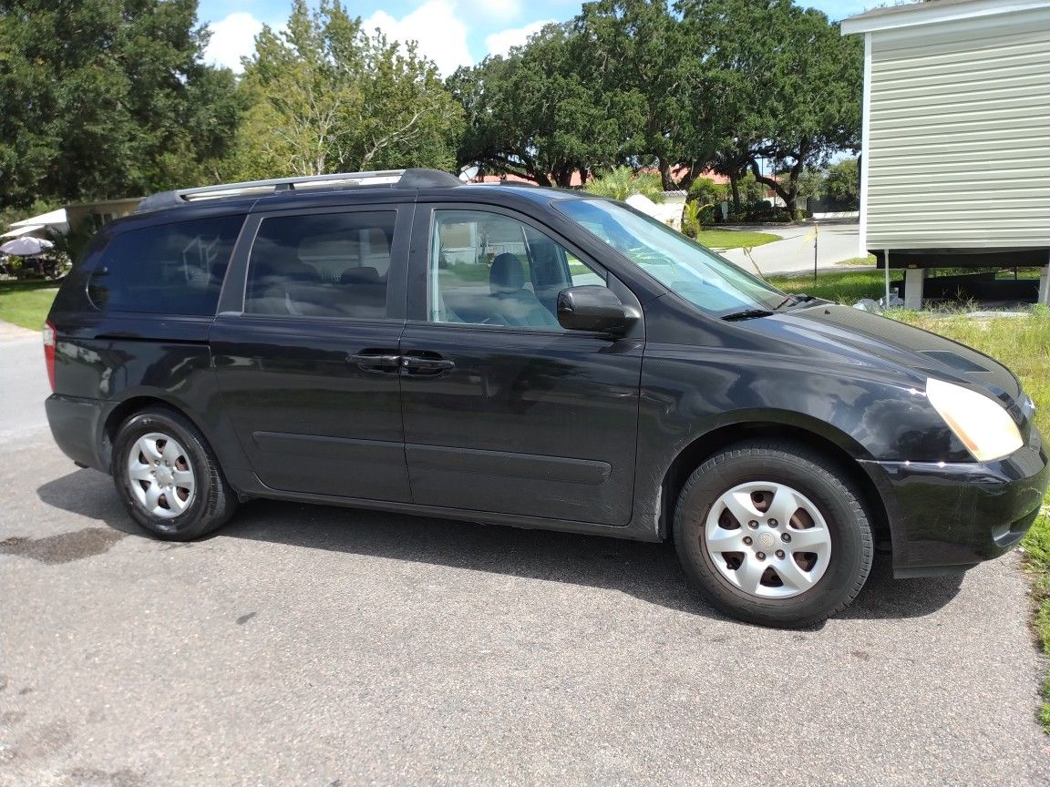 2006 Kia Sedona