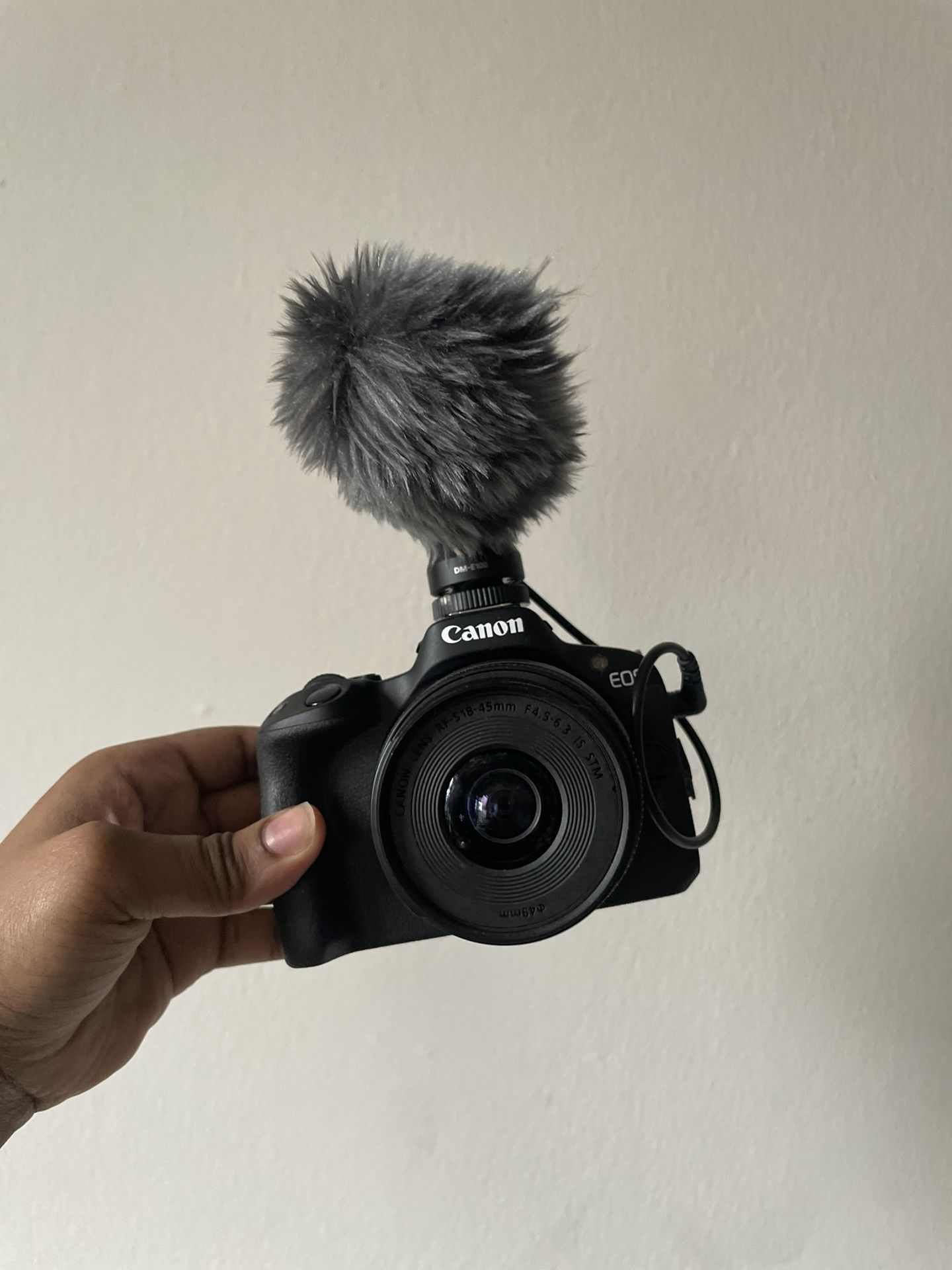 Canon EOS R50 *Mint Condition*