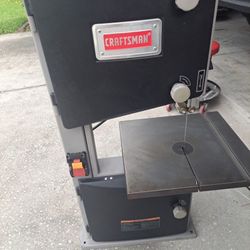 CRAFTSMAN 10"  120 V.  1/3 HP MOTOR  72  BLADE LENGTH.  2780 BLADE SPEED.