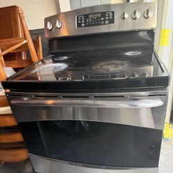 LG Electric Stove