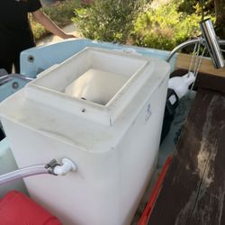 25 Gallon LiveWell/BaitTank 