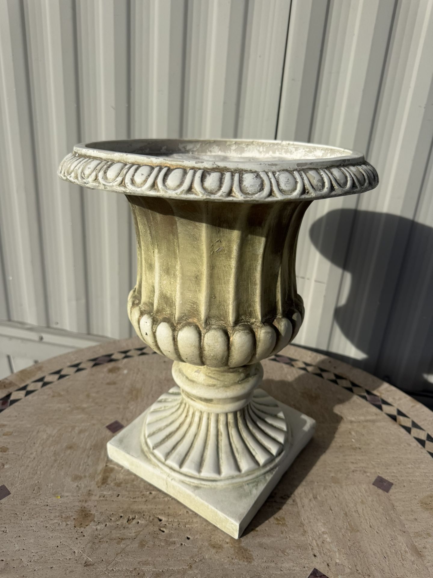 VTG Garden Plant Pot Urn Decorative