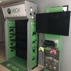 Microsoft Xbox One Kiosk Retail Display Video Game Console