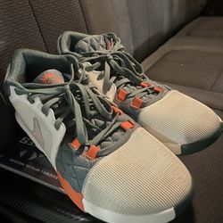 Lebron Basketball Shoes Size 14 