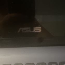 Asus Laptop *NO CHARGER*