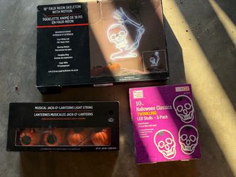 Halloween Decoration Bundle – 3 Items