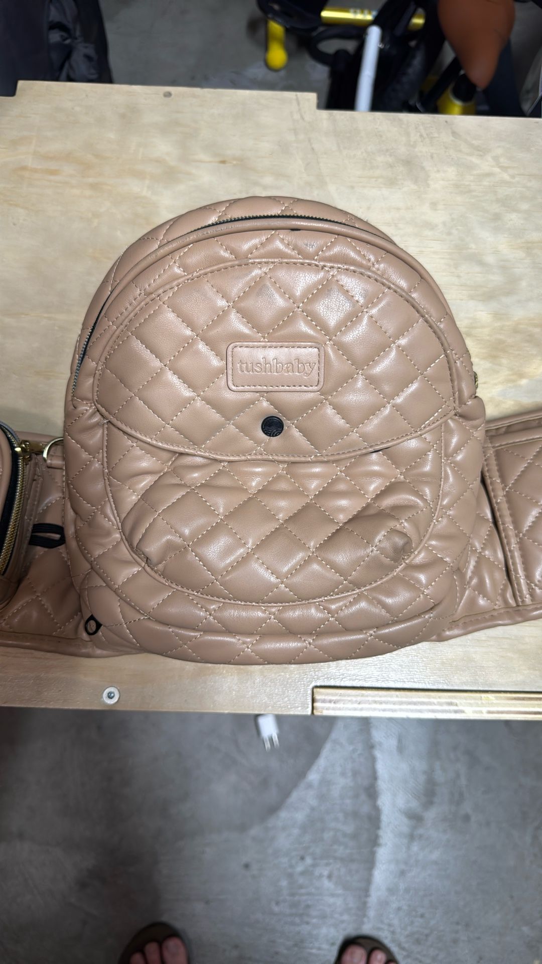 TushBaby Vegan leather tan