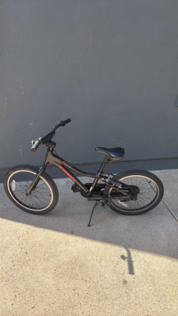 20' inch tire TREK bike