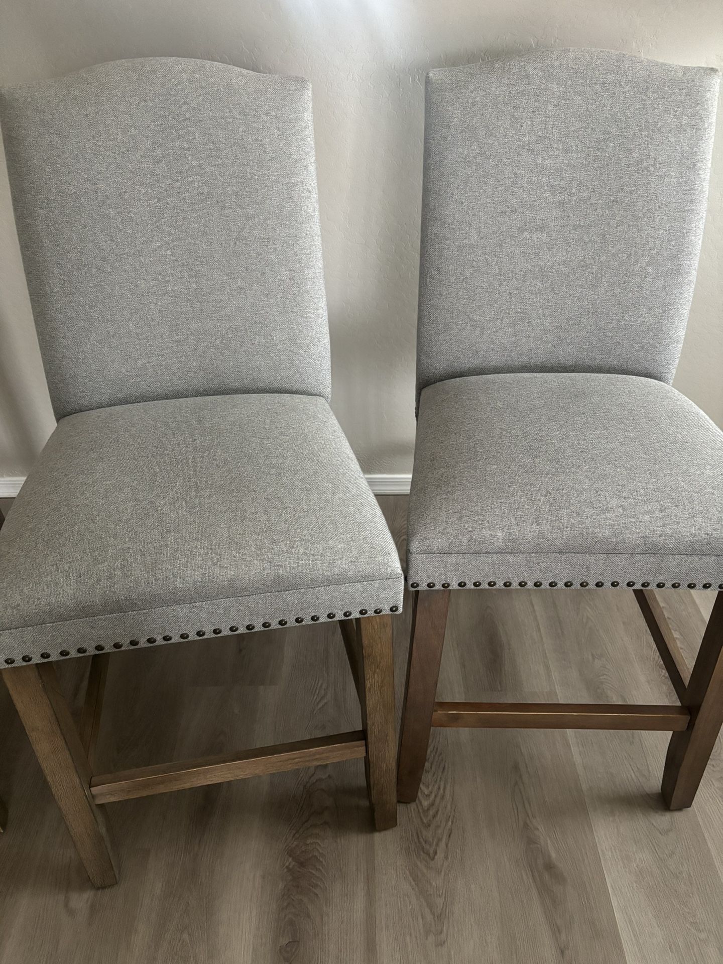 3 Bar Stools