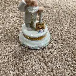 Excellent Lenox Treasures Disney Showcase Sneezy Treasure Box