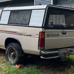 Pickup Truck Canopy 1986 Nissan