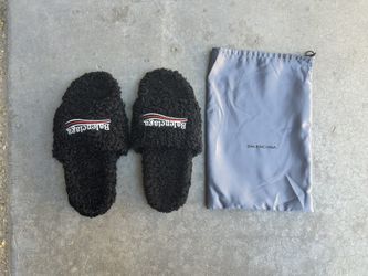 Balenciaga slides size 14